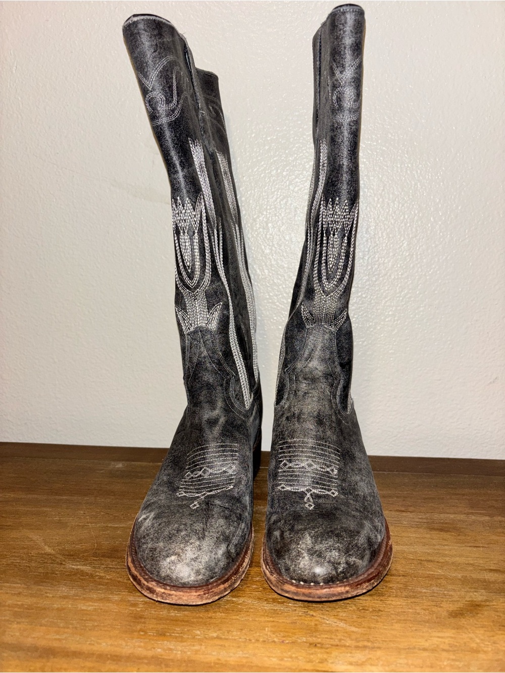 Macie Bean Women’s Tall Flower Tulip Western Boot 9.5 - Picture 3 of 7